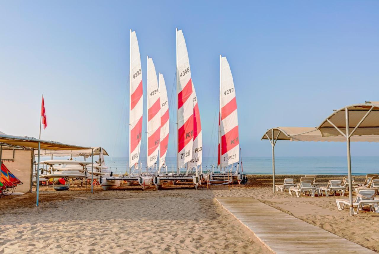 Tui Magic Life Jacaranda Hotel Side Exterior foto The beach at the Dead Sea